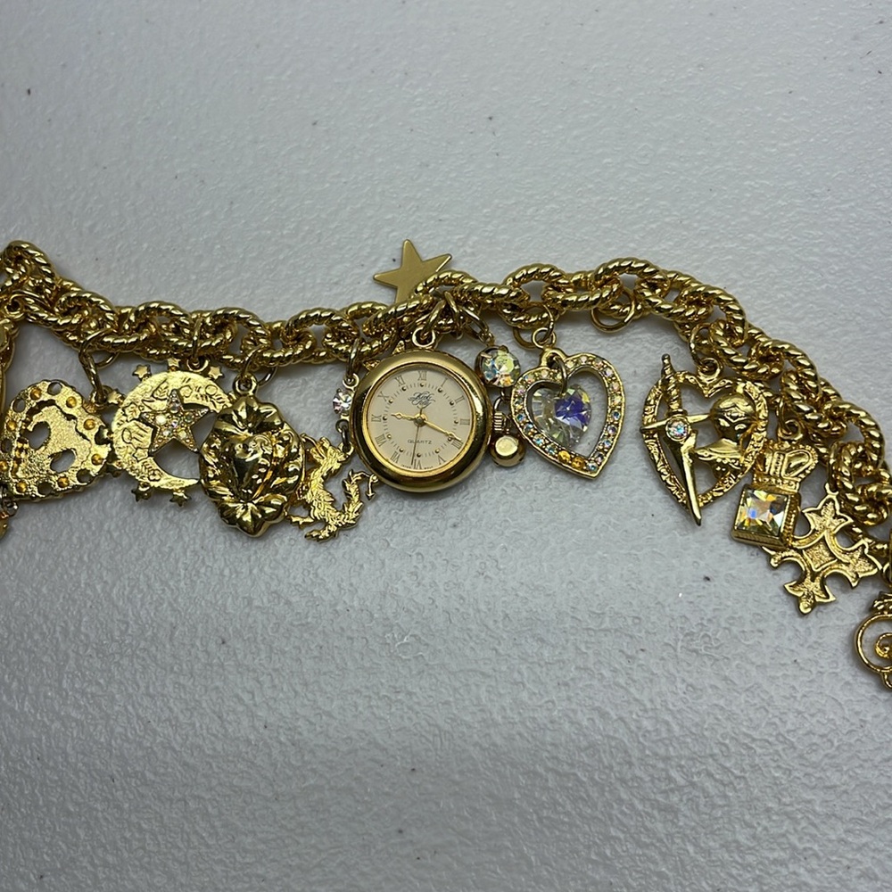 Vintage Kirk’s Folly Women’s Watch.Working, new battery - Picture 3 of 5